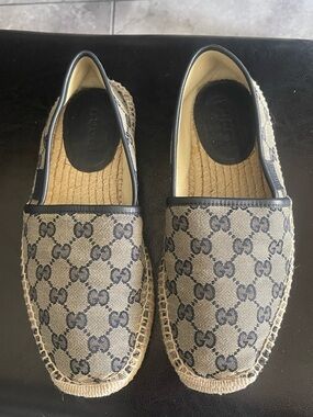 Gucci Beige & Navy GG Canvas Slip-On Espadrilles